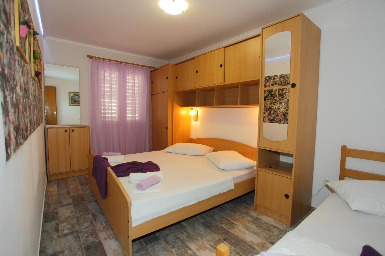 Apartments Rustica Makarska Ngoại thất bức ảnh