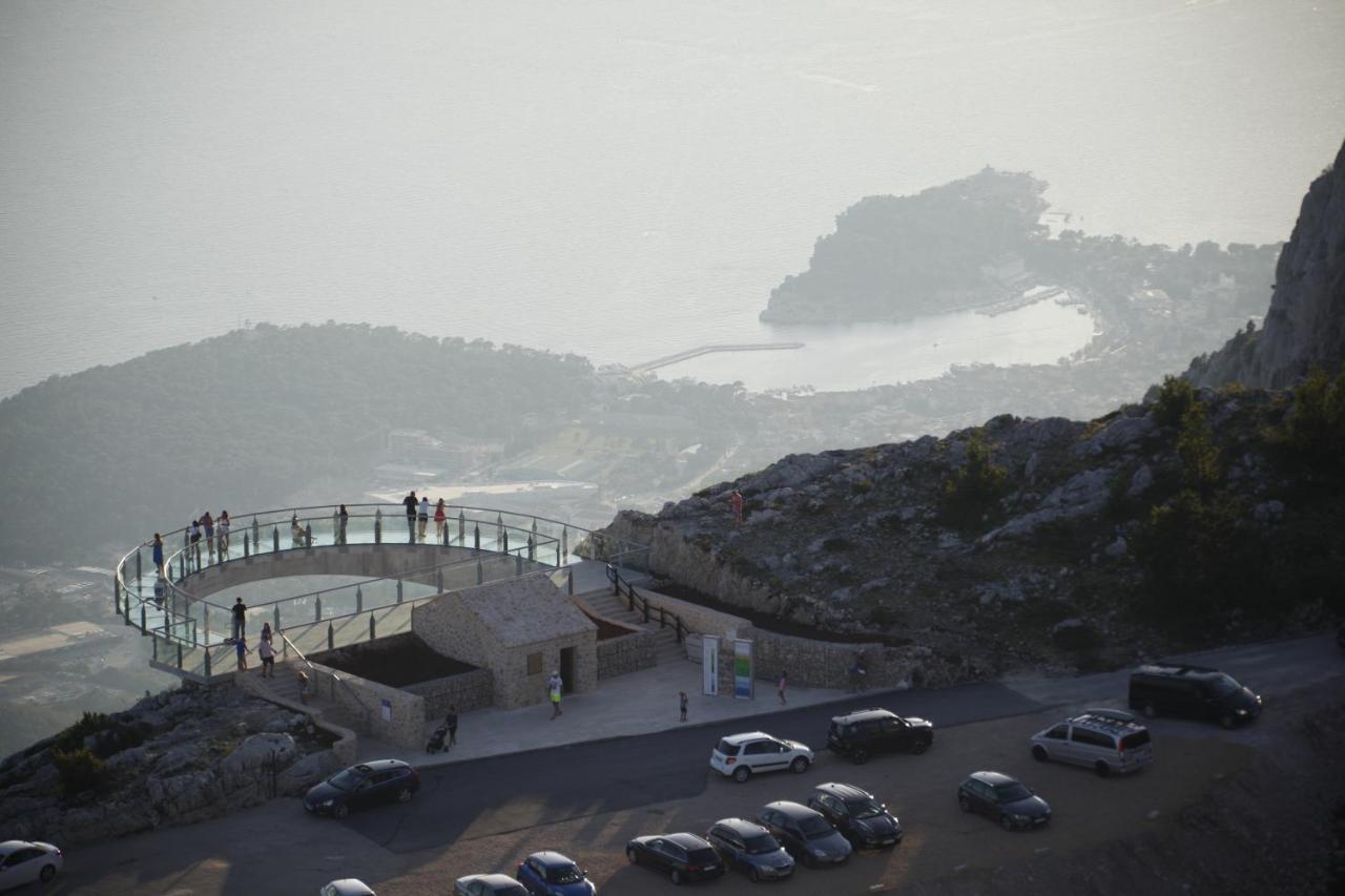 Apartments Rustica Makarska Ngoại thất bức ảnh