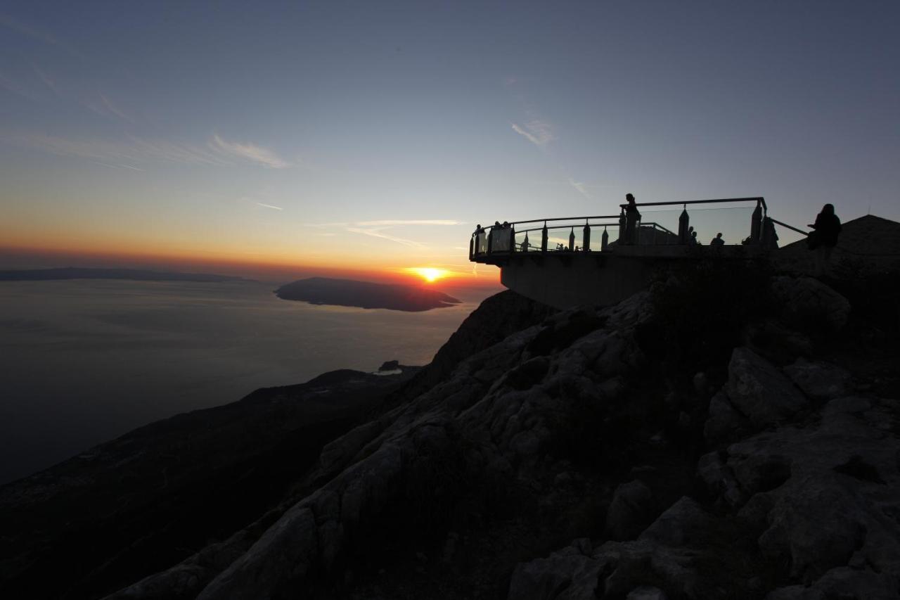 Apartments Rustica Makarska Ngoại thất bức ảnh
