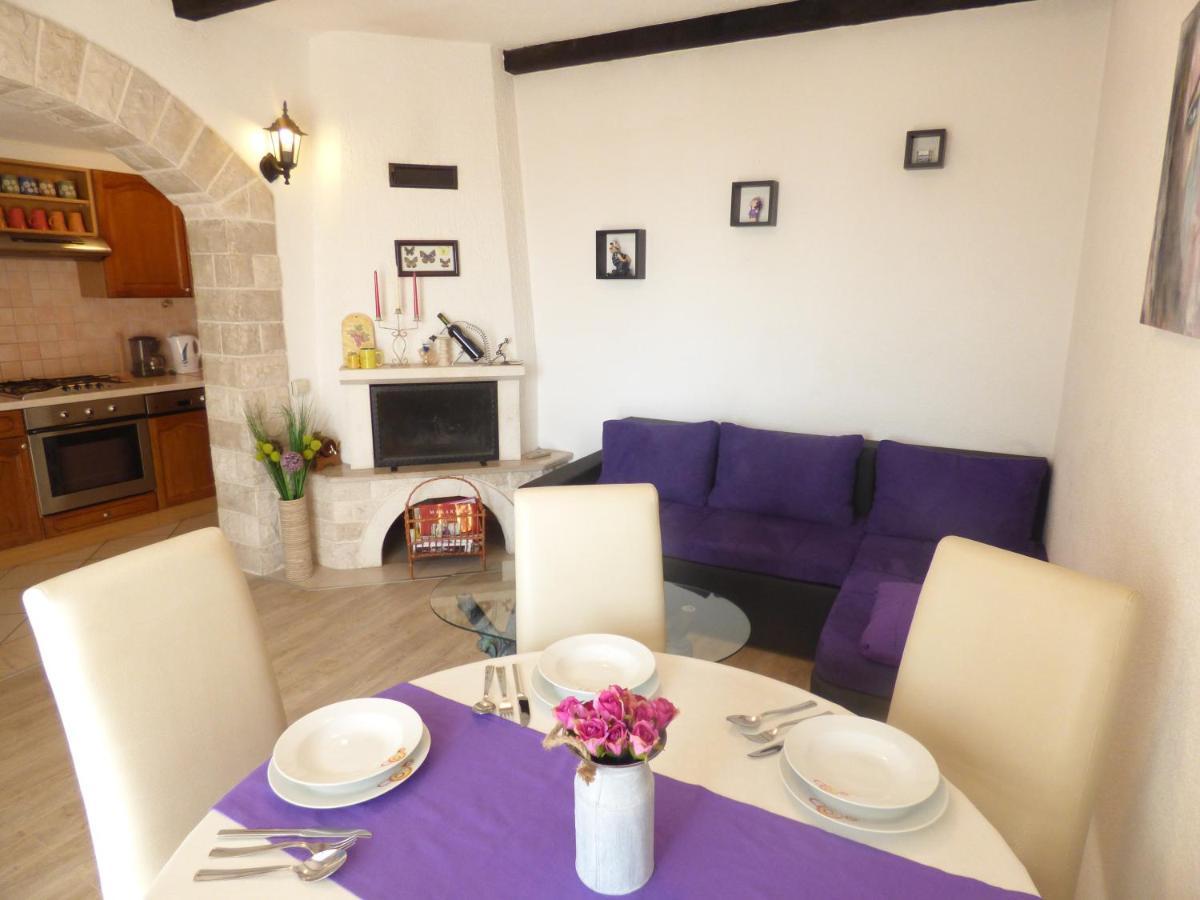 Apartments Rustica Makarska Ngoại thất bức ảnh