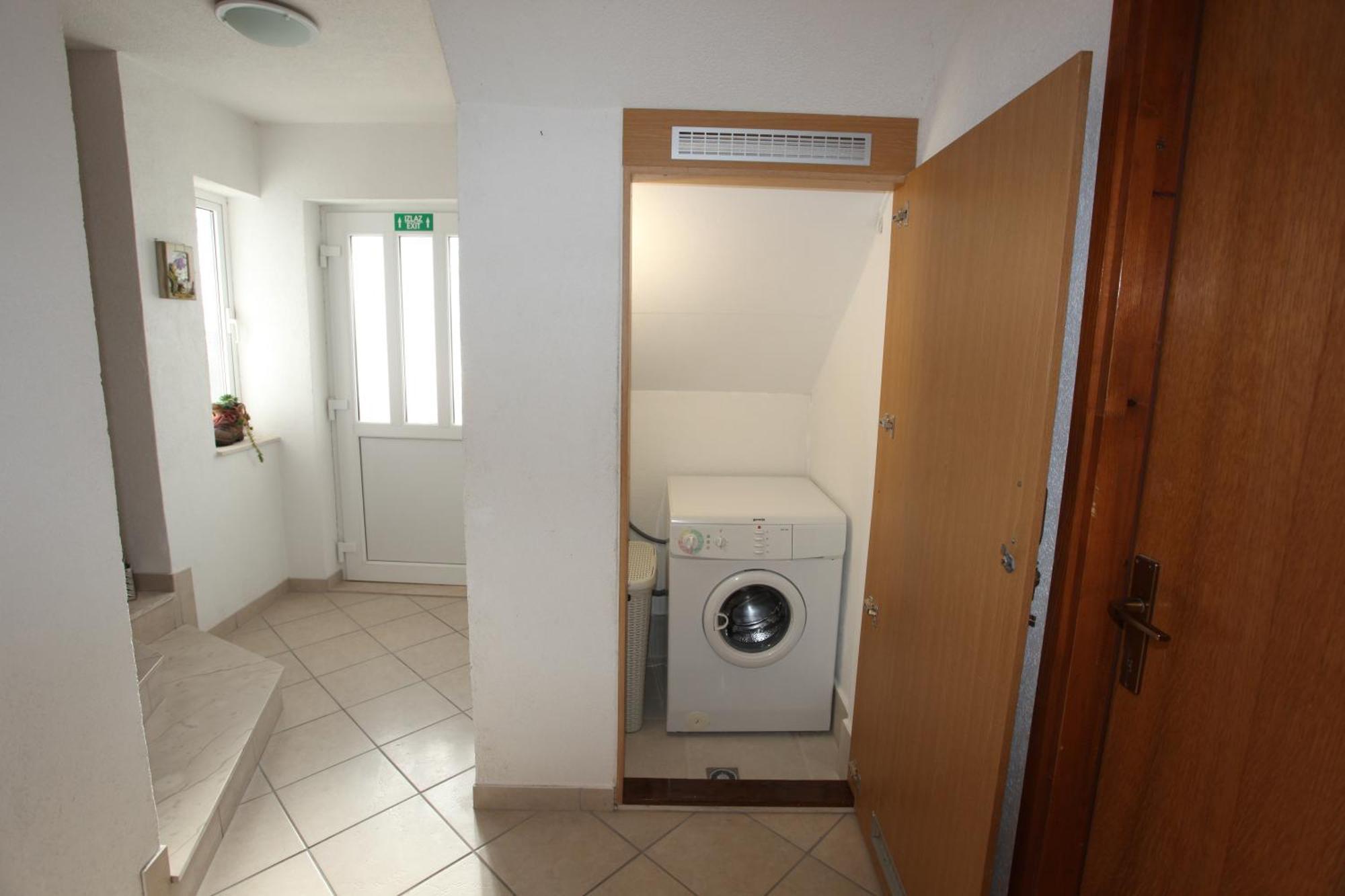 Apartments Rustica Makarska Ngoại thất bức ảnh