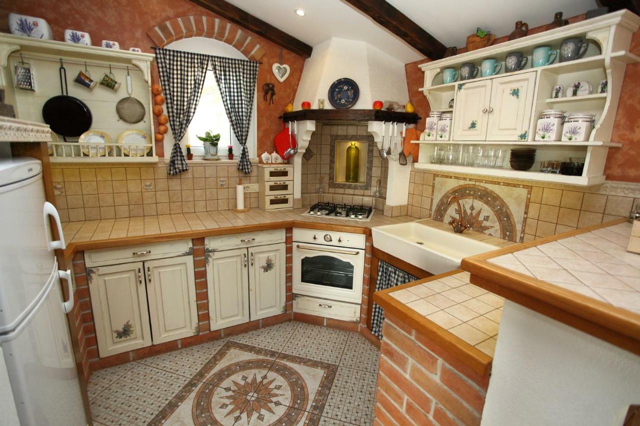 Apartments Rustica Makarska Ngoại thất bức ảnh