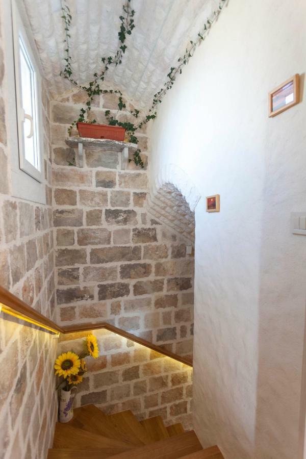 Apartments Rustica Makarska Ngoại thất bức ảnh